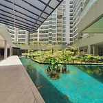 Stay At Regalia Klcc View Sky Pool
