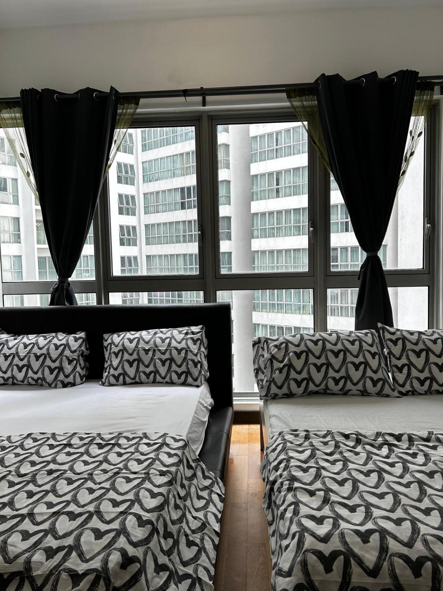 At Regalia Klcc View Sky Pool Homestay *